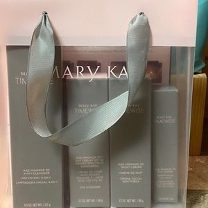 Mary Kay 💕💕Valentines Day is coming